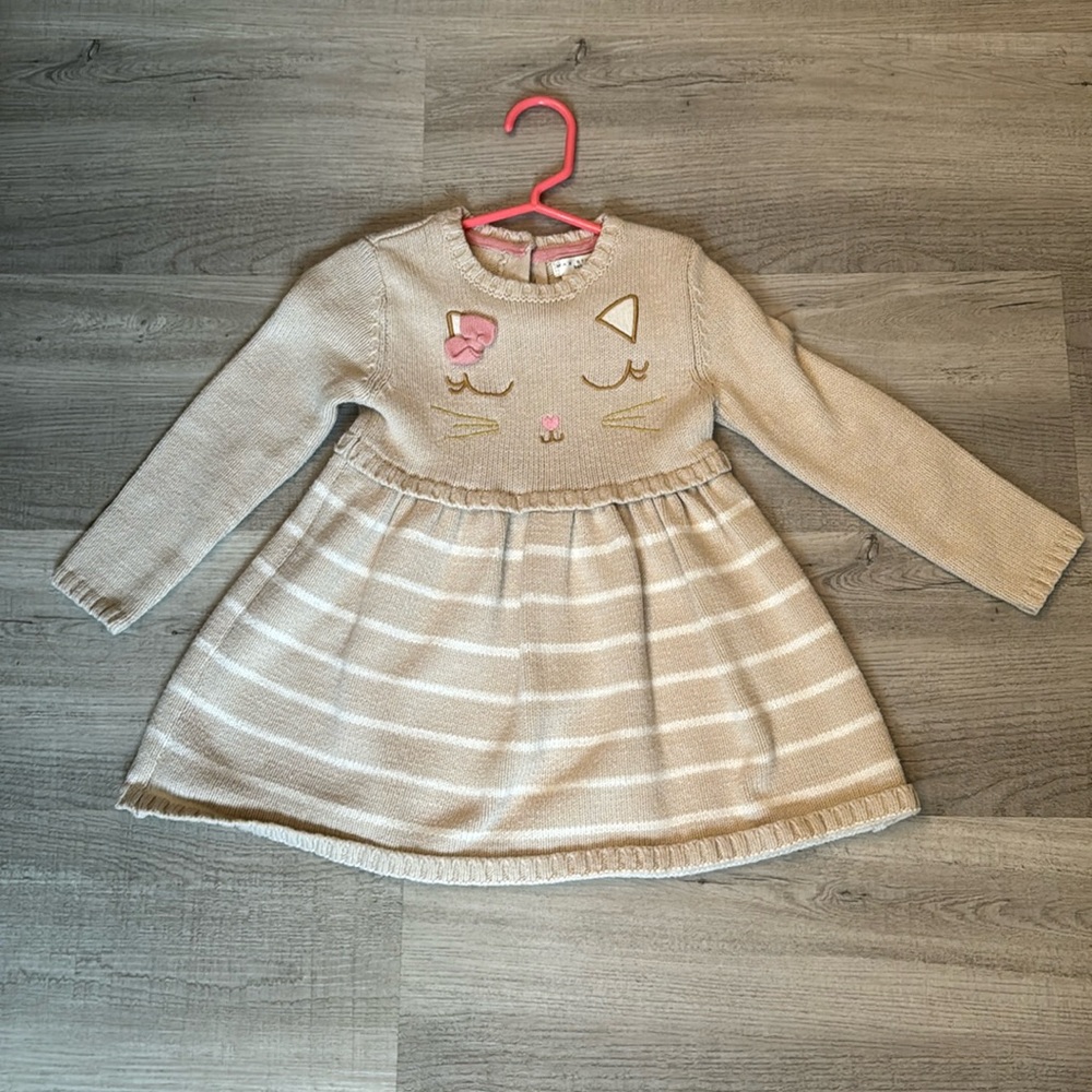 Max Studio baby knitted kitty dress, warm and adorable for the fall/spring